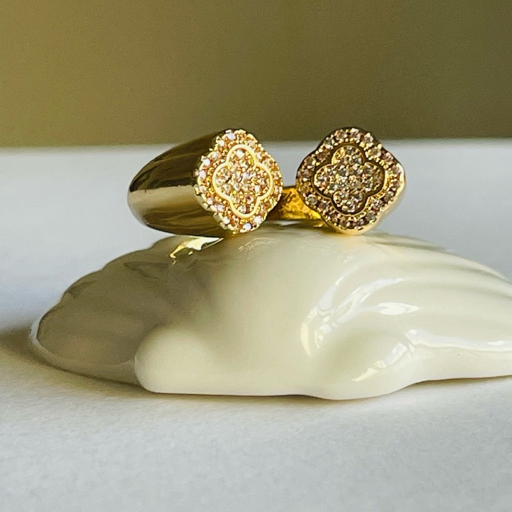 Gold Open Band Ring with Pave Crystal Clover Accents approx size 8